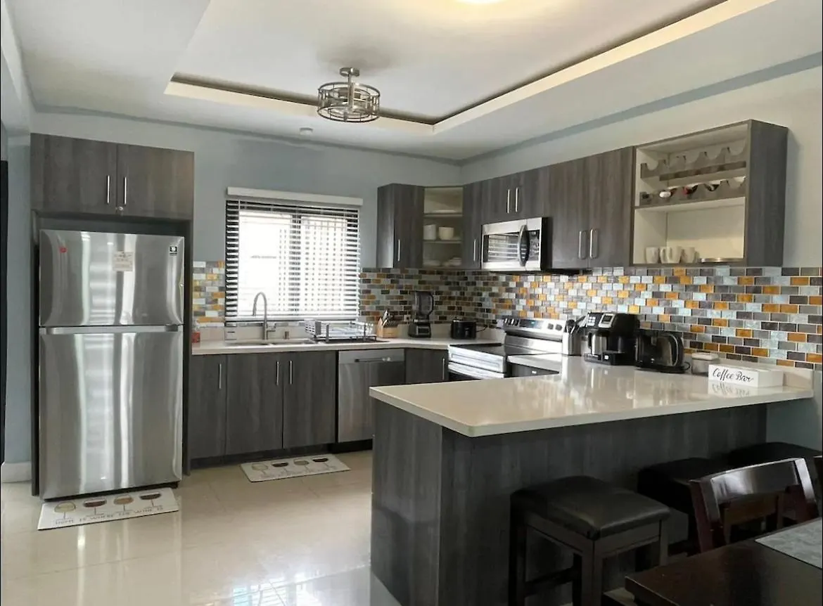Oasis Comfort Vacational Stay Ocho Rios